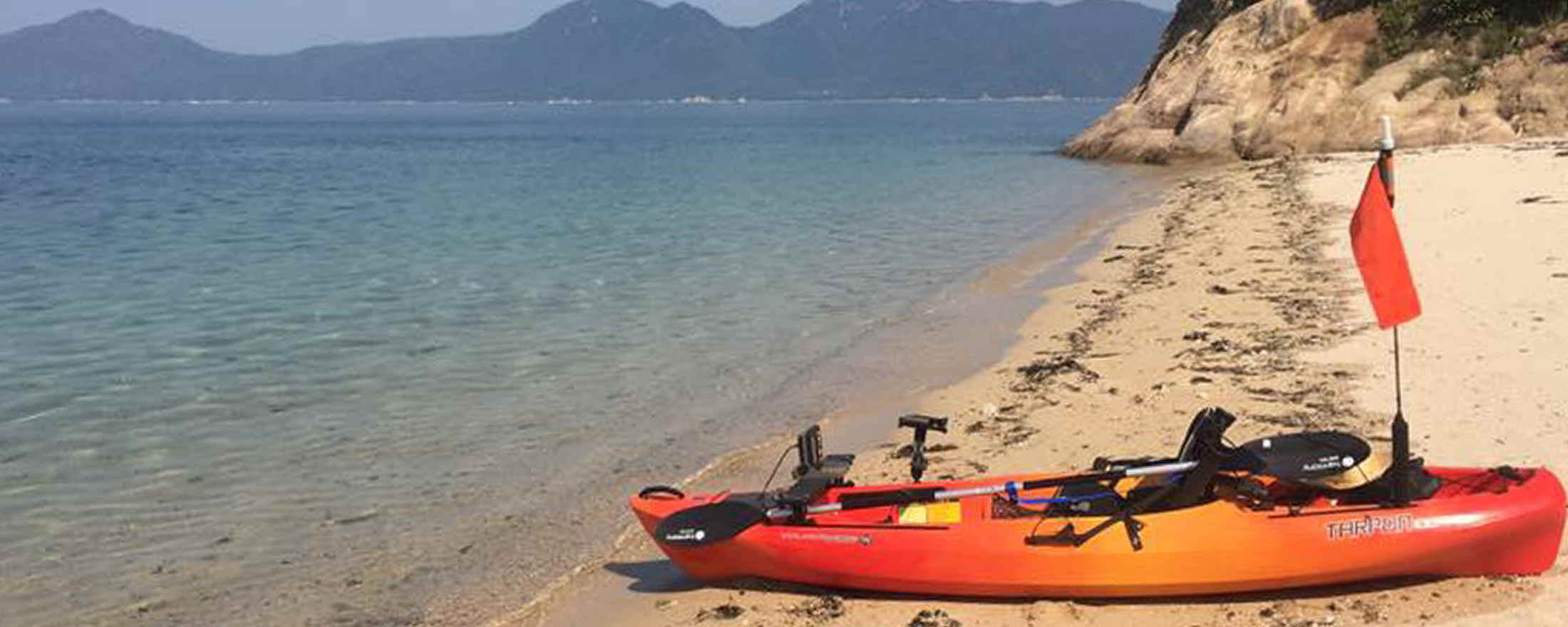 店舗下の海。プライベートビーチ感覚